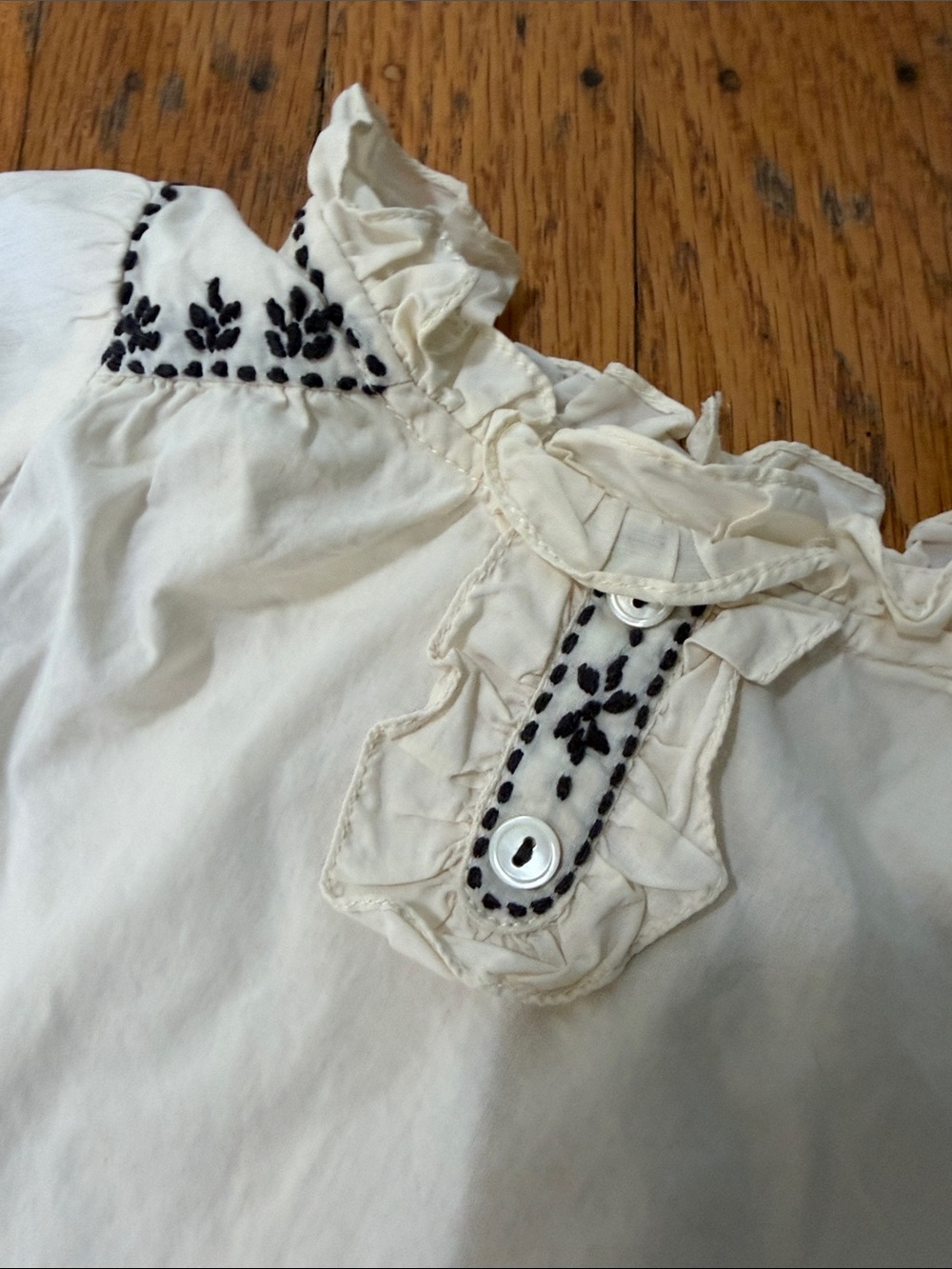 Bonpoint Cream Embroidered Ruffle Neck Girls' Top - Picture 5 of 5